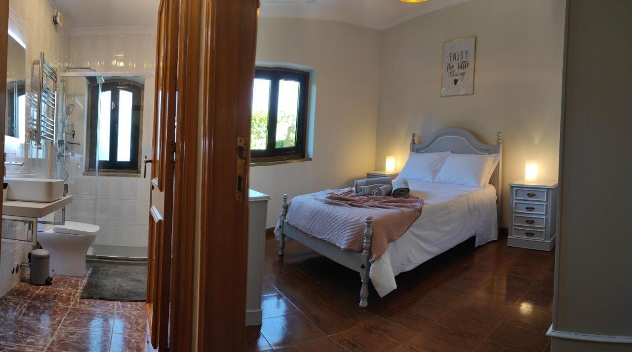 Casa Alem Rio - Quartos Para 6 Hospedes Em Санто Тирсо Екстериор снимка